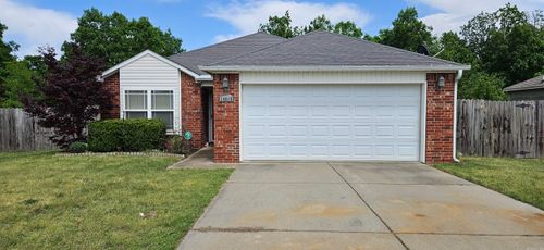 14815 Parkway Meadows Dr, Alexander, AR, 72002-1826 | Card Image