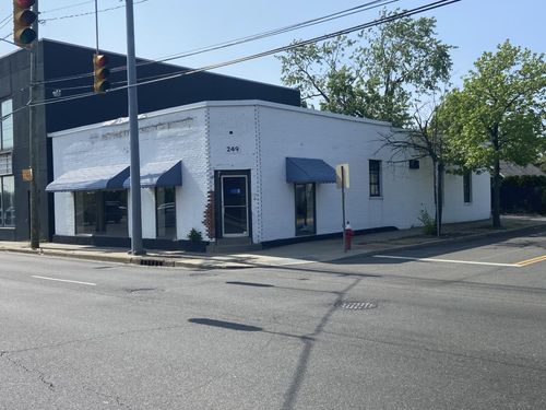 249 Old Country Rd, Carle Place, NY, 11514-2024 | Card Image
