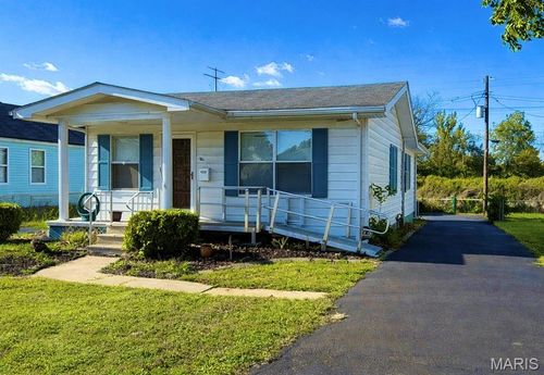 10 Denovion Ct, Cahokia Heights, IL, 62206-1508 | Card Image