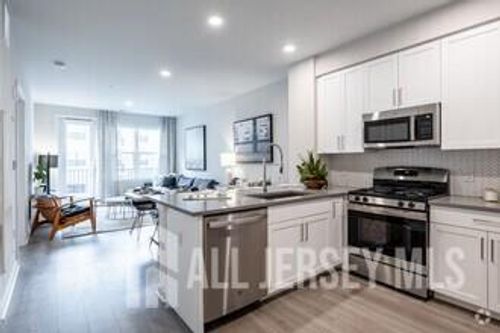 315-2000 Schindler Dr, South Amboy, NJ, 08879 | Card Image