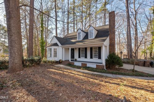 104 Bayoak Dr, Cary, NC, 27513-4220 | Card Image
