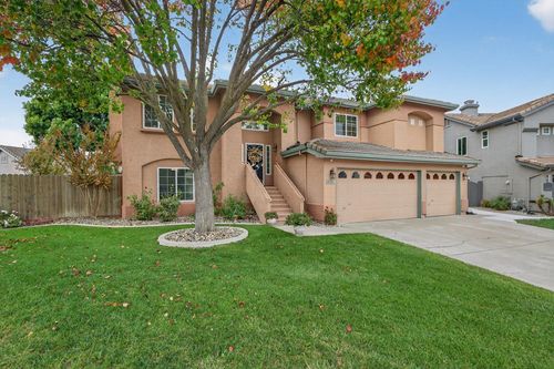 8001 Landmark Pl, Antelope, CA, 95843-4612 | Card Image