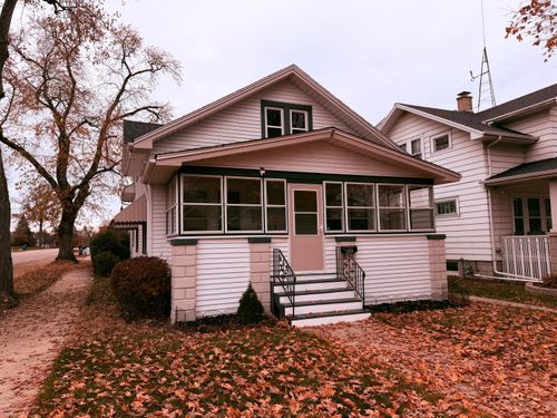 3824 Lindermann Ave, RACINE, WI, 53405-2847 | Card Image