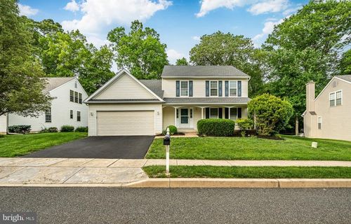 313 Highgrove Ln, Aston, PA, 19014-1483 | Card Image