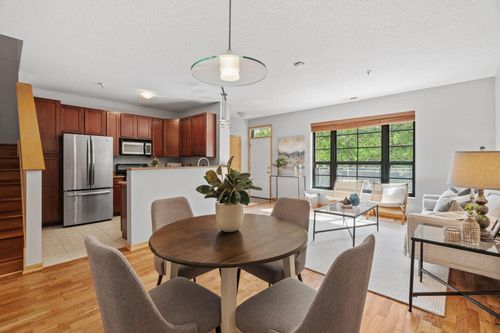apt-124-820 Emerald St, Saint Paul, MN, 55114-1442 | Card Image