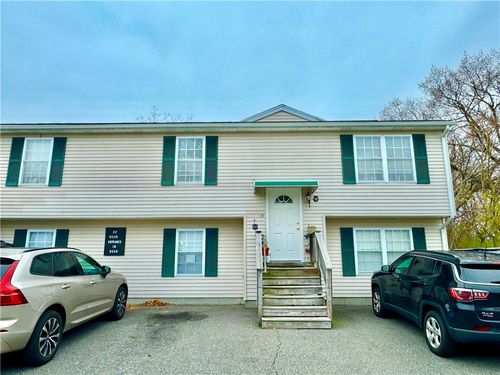 32 Silva St, Cumberland, RI, 02864-8336 | Card Image