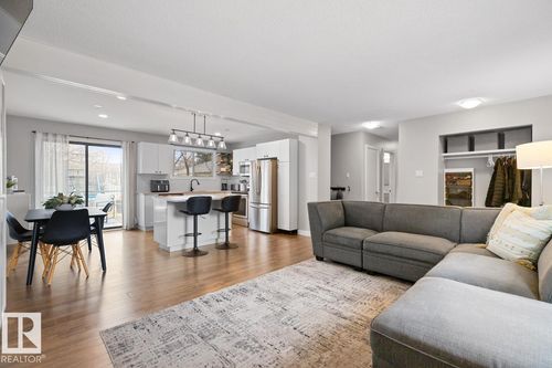 20 Caragana Ave, Sherwood Park, AB, T8A1W7 | Card Image