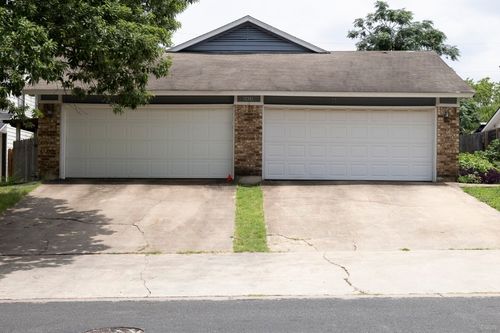 2625 Gwendolyn Ln, Austin, TX, 78748-5767 | Card Image