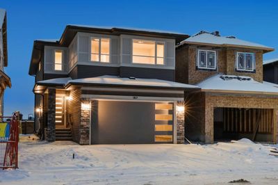 907 Langholm Dr Se, House other with 4 bedrooms, 2 bathrooms and 4 parking in Airdrie AB | Image 2