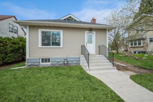 3624 15th Ave S, Minneapolis, MN, 55407-2716 | Card Image