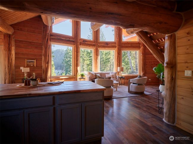 Kitchen | Image 16