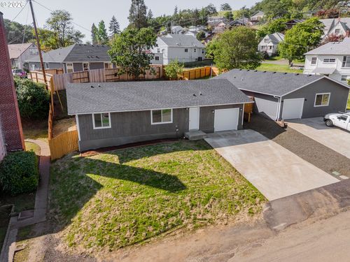 640 Ne Polk St, Roseburg, OR, 97470 | Card Image