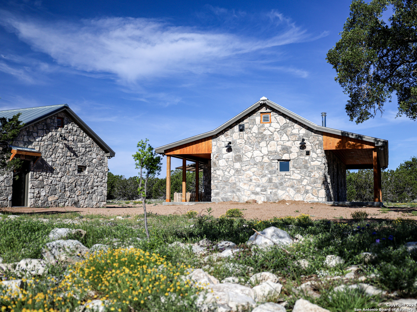 16 Antler Ridge, For Sale in Junction Zoocasa