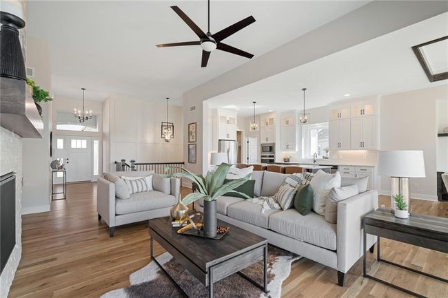 9069 Shady Bend Rd, House other with 5 bedrooms, 3 bathrooms and null parking in Lenexa KS | Image 10
