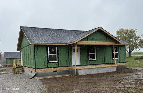 204 Garrett St, Jamestown, TN, 38556-4228 | Card Image