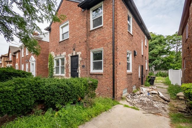 17550 Ohio St, House other with 3 bedrooms, 2 bathrooms and null parking in Detroit MI | Image 26