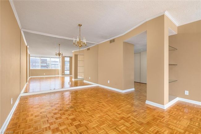 Dining Room | Image 21