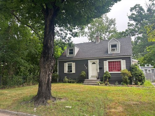 119 Massreco St, Springfield, MA, 01109-1221 | Card Image
