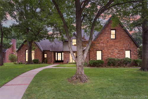 10635 S Erie Pl, Tulsa, OK, 74137-7226 | Card Image