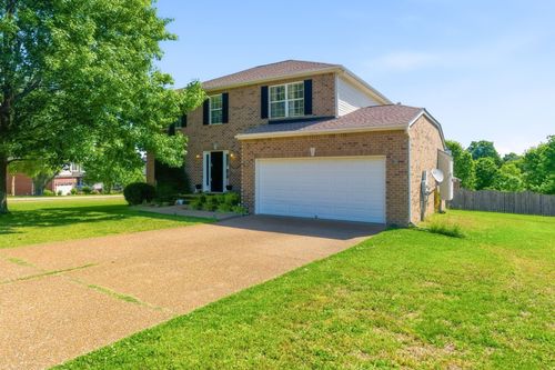 8008 Streamside Dr, Mount Juliet, TN, 37122-6381 | Card Image