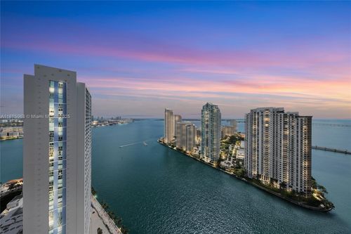 apt-3312-300 S Biscayne Blvd, Miami, FL, 33131-5356 | Card Image