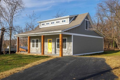 113 Frazier St, Staunton, VA, 24401-3239 | Card Image