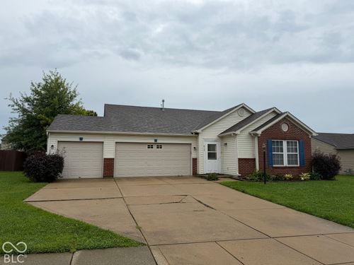 613 Brookline Dr, Danville, IN, 46122-9014 | Card Image