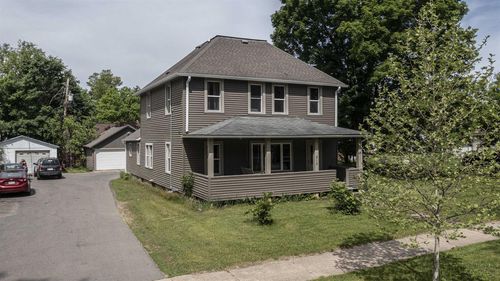 510 S Division Street, WAUPACA, WI, 54981 | Card Image