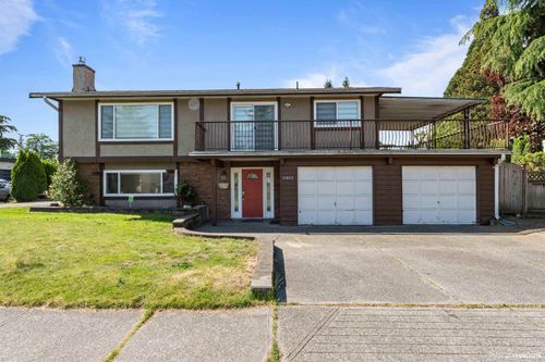 11662 89a Ave, Delta, BC, V4C7G5 | Card Image