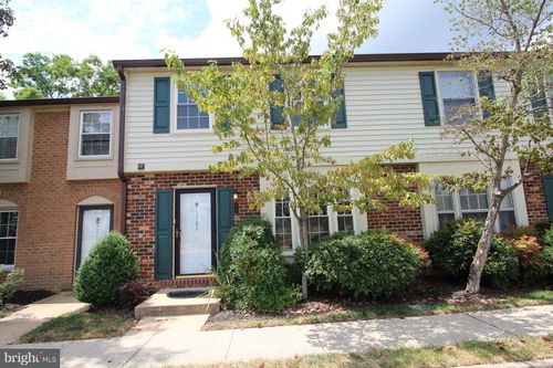 5761 Independence Cir, ALEXANDRIA, VA, 22312-2629 | Card Image