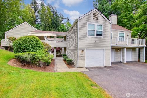 1101-4231 220th Pl Se, Issaquah, WA, 98029-9283 | Card Image