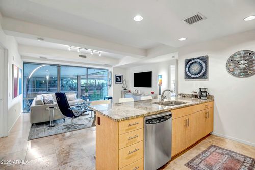 2002-7121 E Rancho Vista Drive, Scottsdale, AZ, 85251 | Card Image