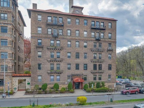 apt-2k-14 Chatsworth Ave, Larchmont, NY, 10538-2103 | Card Image