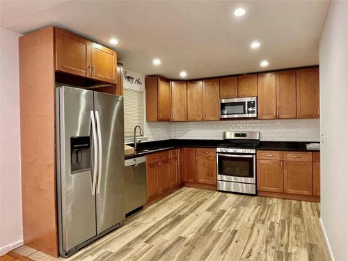 2-nd-floor-1 Laurel Place, Yonkers, NY, 10704 | Card Image