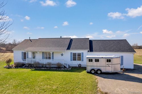 12833 Sullivan Rd, Emmett, MI, 48022-1121 | Card Image