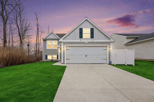 72157 Beacon Ct, South Haven, MI, 49090-7902 | Card Image