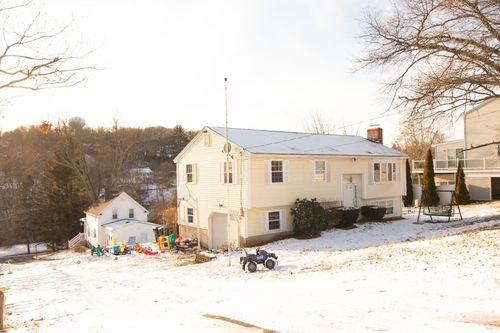 120 Amesbury St, Dracut, MA, 01826-5608 | Card Image