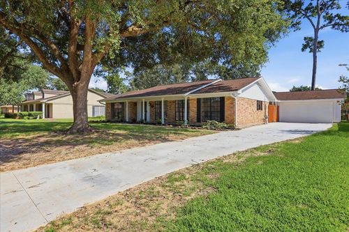 4835 Regina Ln, Beaumont, TX, 77706-2748 | Card Image