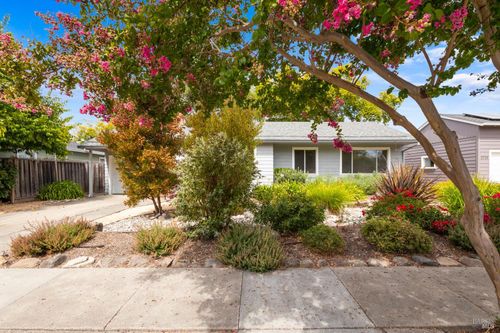 2707 Spring Creek Drive, Santa Rosa, CA, 95405 | Card Image