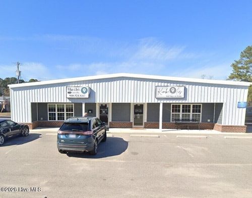 c-205 S Academy St, Richlands, NC, 28574-1108 | Card Image