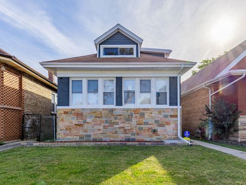 7755 Wolcott Ave, Chicago, IL, 60620-5230 | Card Image