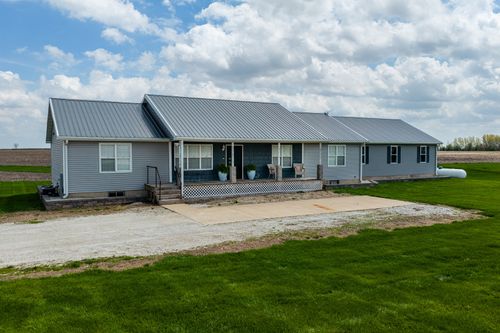 4322 N Us Rt 34 Highway, Mendota, IL, 61342 | Card Image