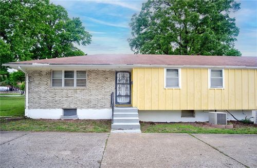 1836 78th St, Kansas City, MO, 64132-3453 | Card Image
