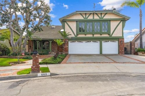 663 Lausinda Ave, Long Beach, CA, 90803-2106 | Card Image