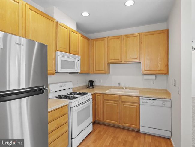 UNIT-310 - 2921 Deer Hollow Way, Condo with 3 bedrooms, 2 bathrooms and null parking in FAIRFAX VA | Image 14