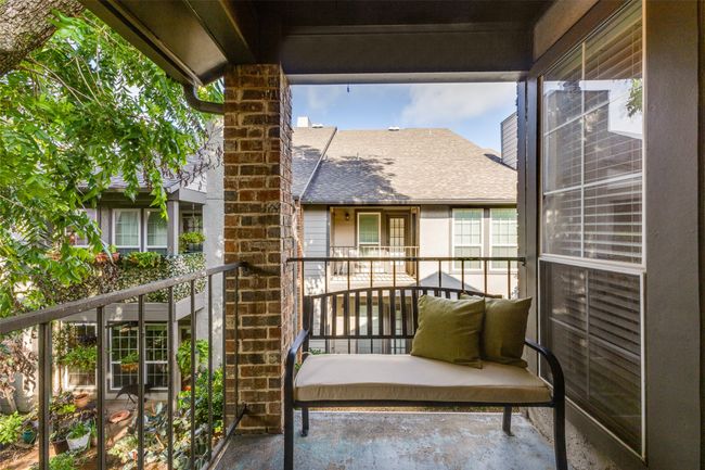 APT-211 - 4067 Beltway Dr, Condo with 2 bedrooms, 2 bathrooms and null parking in Addison TX | Image 6