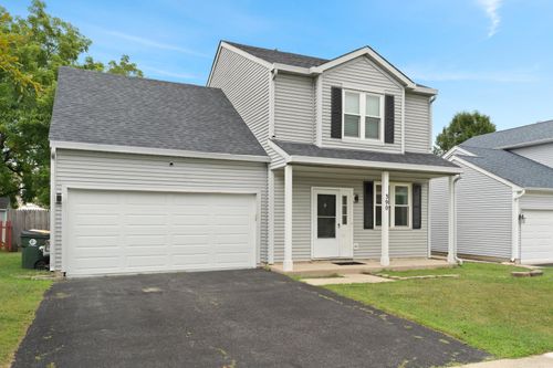 390 E Quaker Hollow Ln, Round Lake Beach, IL, 60073-4862 | Card Image