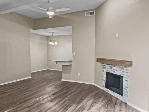 apt-112-9600 Royal Ln, Dallas, TX, 75243-7669 | Card Image