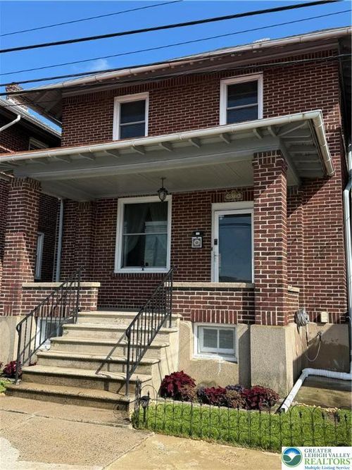 572 Jubilee St, Emmaus, PA, 18049-3836 | Card Image
