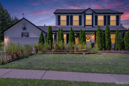 203 Wildflower Ridge Dr, Wentzville, MO, 63385-4621 | Card Image